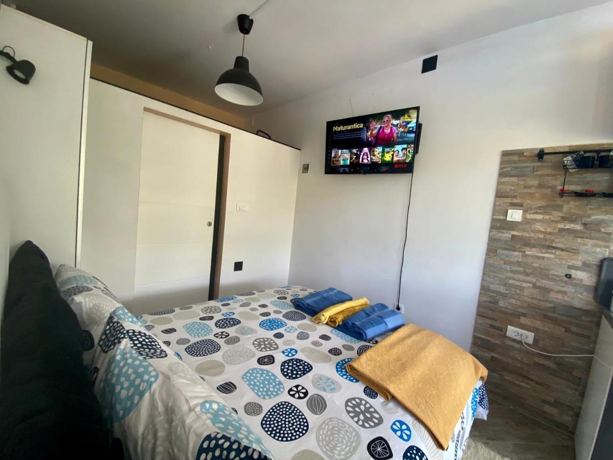 Apartman Verona 부젯 외부 사진